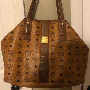 Medium Liz Reversible Visetos Shopper with pouch